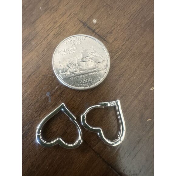 925 Sterling Silver Heart Shaped Hoop Earrings - Picture 3 of 3